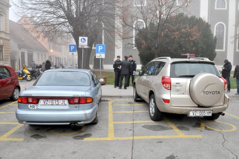 PU varaždinska: Policija će provesti nadzor parkiranja na mjesta za invalide