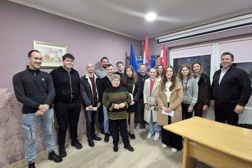 Općina Veliki Bukovec podijelila jednokratne stipendije u ukupnom iznosu od 5 tisuća eura za 25 studenata