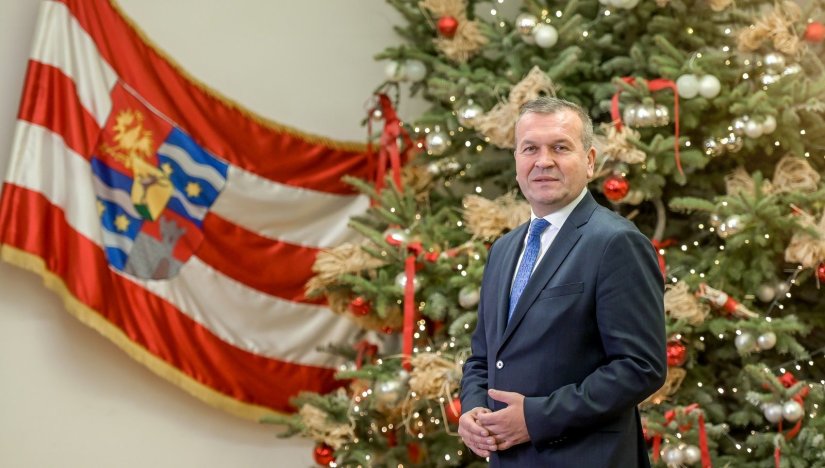 Čestitka župana Stričaka: "Neka va&scaron;a srca ispuni radost Božića!"