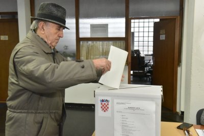 GONG Građani prijavljivali kršenja izborne šutnje, žalili se na rad biračkih odbora i oštećene kutije