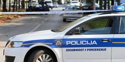 Rano ujutro biciklom udario u srušeno stablo, pao i teško se ozlijedio