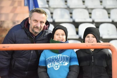 FOTO Prvi susret u drugom dijelu sezone na Gradski stadion privukao oko 2 tisuće gledatelja