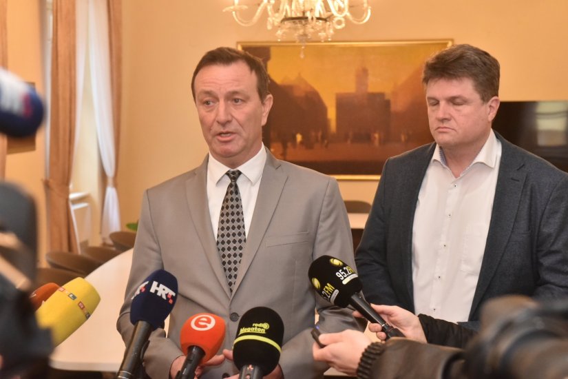 VIDEO Bosilj potvrdio da se "če&scaron;lja" gradski Upravni odjel za gradnju i komunal