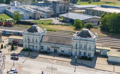 U čekaonici kolodvora u Varaždinu 38-godišnjak fizički napao 61-godišnjaka i nanio mu tjelesne ozljede