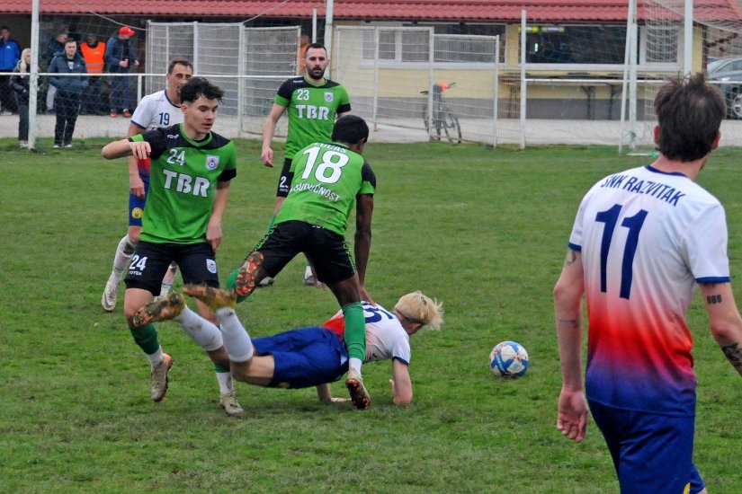 FOTO Razvitak s dva gola u drugom poluvremenu riješio pitanje pobjednika u Vidovcu