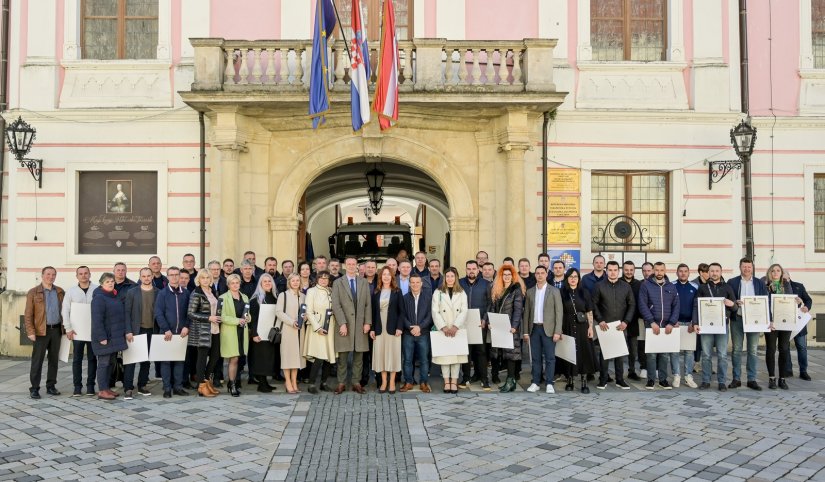 FOTO Svečana podjela majstorskih diploma; Benkus: Pripadnici generacije Z polako se vraćaju mehaničkim satovima