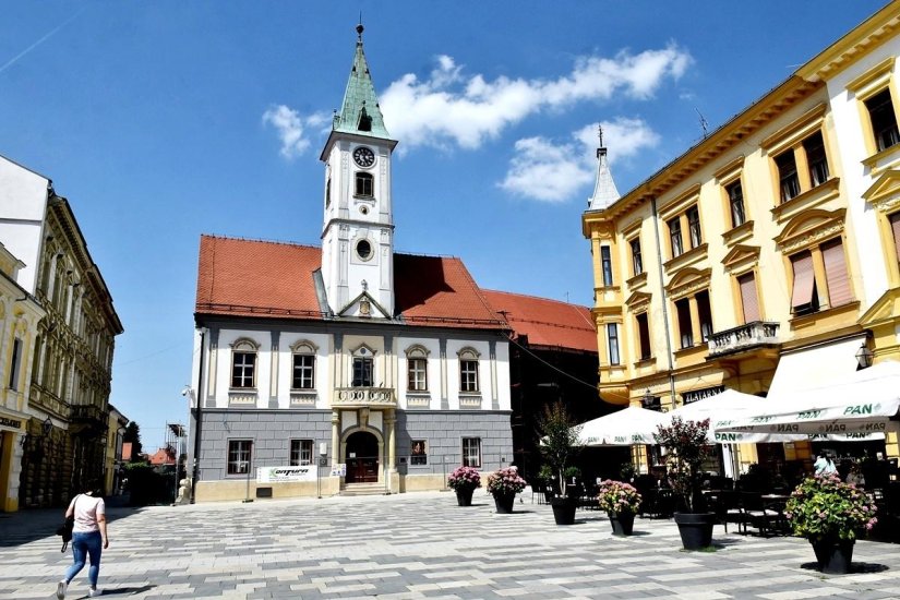 Za gradonačelnika/icu Varaždinu potvrđena borba između pet kandidata, a za vijeće šest lista