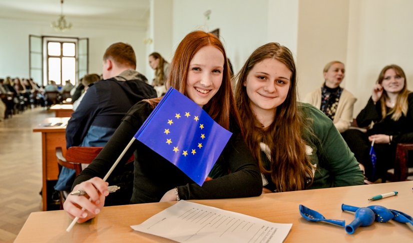 FOTO Održan 2. Eurokviz za učenike osnovnih škola Varaždinske županije