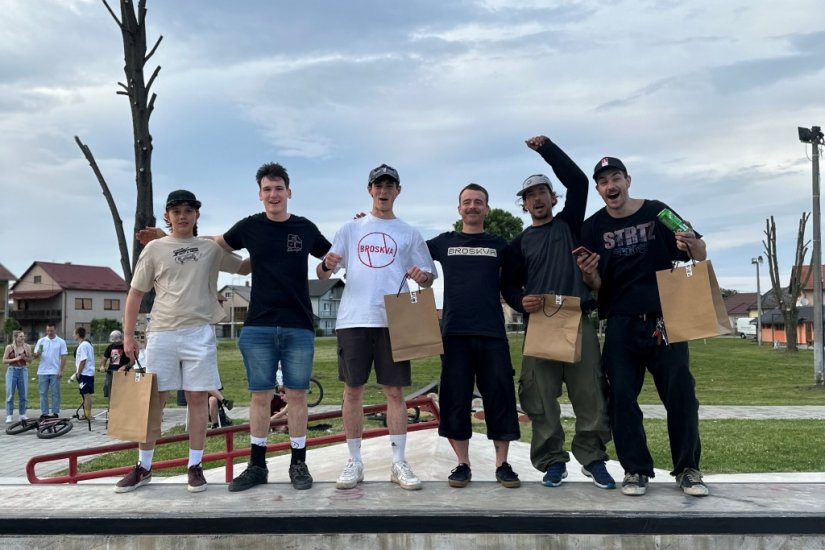 FOTO Urbanim sportovima ispunjen Trnovec Bartolovečki: Skate park postao središte ŠumaCrew Toura