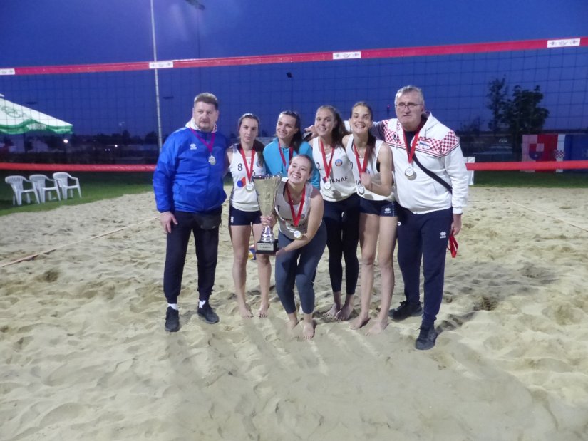 FOTO Uzbudljiv završetak Kupa Hrvatske u odbojci na pijesku u Čakovcu, Splićanke ponovno zlatne