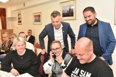 FOTO Lukačić (HNS) komentirao prve informacije s terena, ali i malu izlaznost