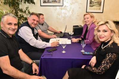 FOTO Bili smo u izbornom stožeru NS Reformista u iščekivanju rezultate izbora