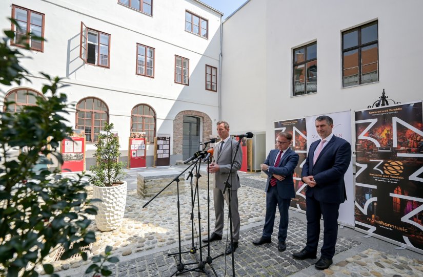 Najavljen koncert „Orkestra sto violina“ iz Budimpešte
