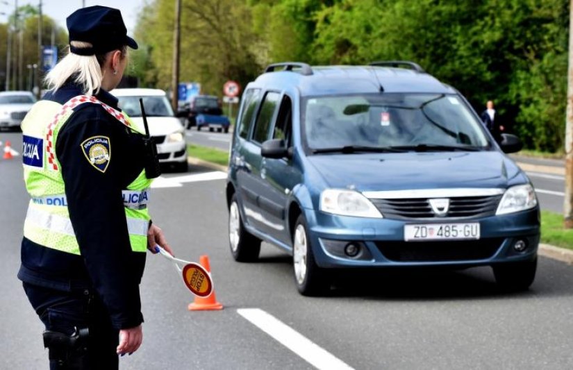 U tehnički neispravnom teretnom vozilu prevozio razni otpad za koji nije posjedovao dozvolu