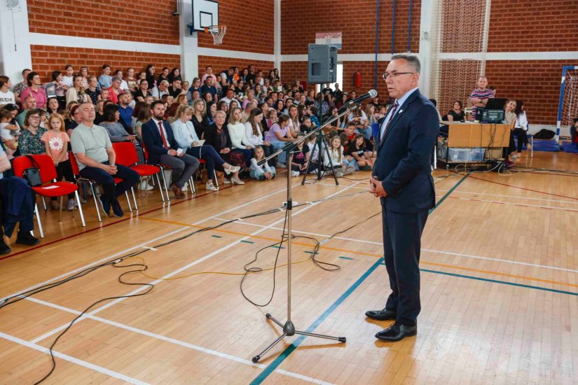 Svečanim programom i nagrađivanjem najboljih učenika obilježen Dan OŠ Ivana Kukuljevića Sakcinskog Ivanec