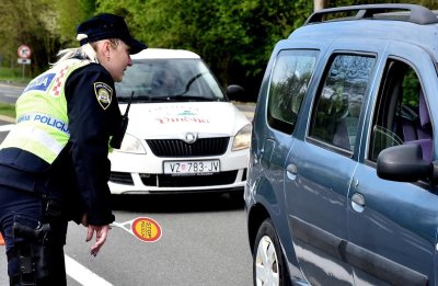 Mladić zaustavljen u Knegincu, usred bijela dana u krvi mu nađen alkohol i droga