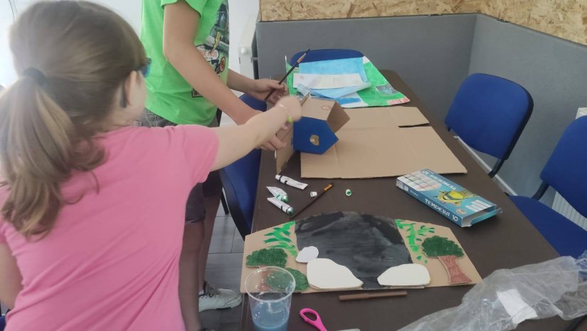 FOTO Mališani otkrivali tajne špilje Vindija te uživali uz društvene igre na otvorenom