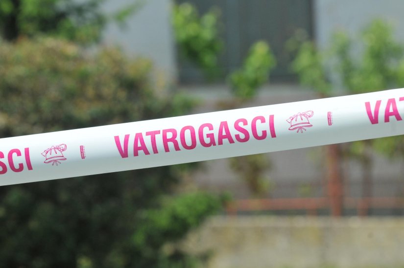 Zbog preopterećenja utičnice produžnog kabla izgorjeli razni kućanski aparati