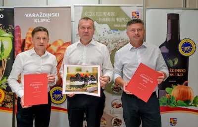 FOTO Predstavljena „Varaždinska tradicijska kuharica – Županija na stolu“