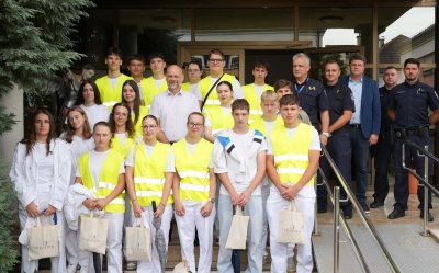 Uručene iskaznice pripadnicima Prometne jedinice mladeži