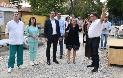Ministrica Hrstić i ministar Glavina posjetili bolnicu te obišli radove na izgradnji Centralnog operacijskog bloka