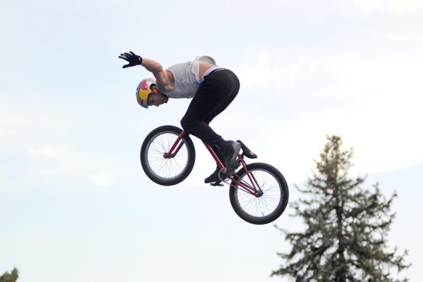 Ranteš BMX show i plesna predstava Milk Night zadnji dan Špancirfesta