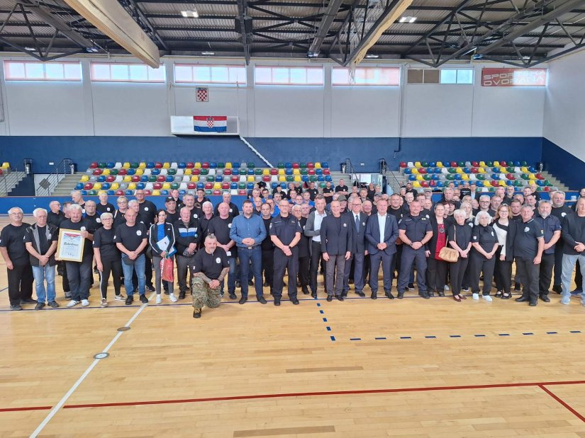 FOTO Održano 30. sportsko natjecanje dragovoljaca i veterana Domovinskog rata posvećeno Dini Kuniću