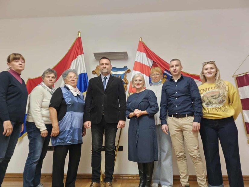 &quot;Što varaždinski maturanti znaju i misle o Slovencima i Sloveniji? “