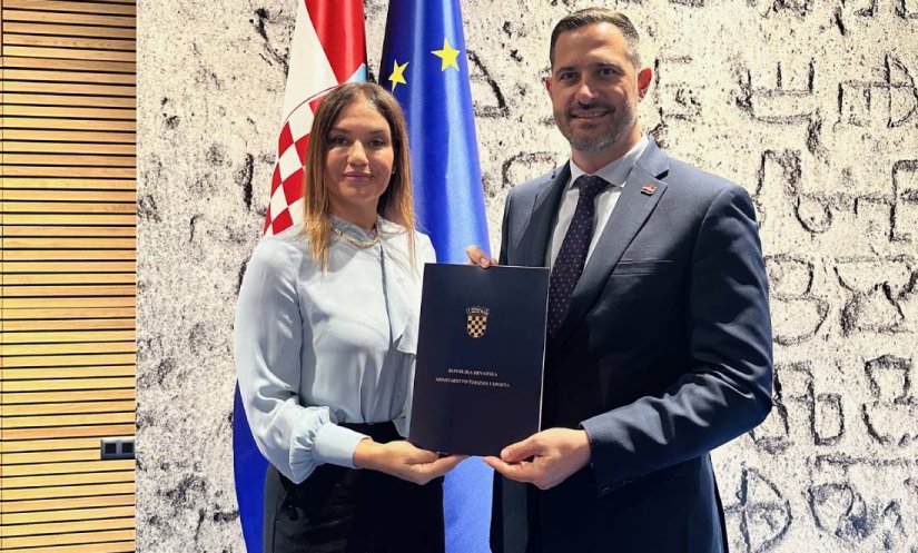 Podrška Ministarstva turizma Školskom sportskom savezu Varaždinske županije za obuku neplivača