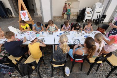 Općina Vidovec svim učenicima osnovnih škola darovala godišnje iskaznice za Gradski muzej Varaždin