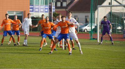 U triler završnici nogometaši Varteka došli do pobjede protiv Jadrana