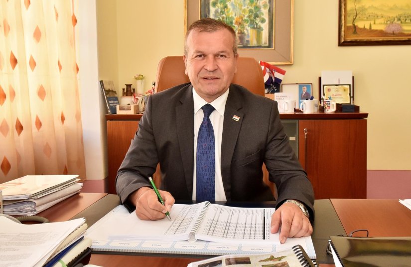 Stričak odgovorio Bosilju: Rado ćemo se uključiti u pripremu projekta izgradnje doma za starije osobe