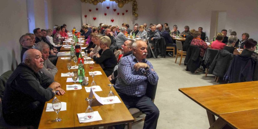 Grad Ivanec našao rješenje za isplatu božićnica građanima koji nemaju tekuće račune; stižu poštom!