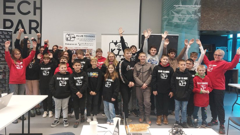 Peta sezona Lokalne robolige: Interes za robotiku i programiranje kontinuirano raste