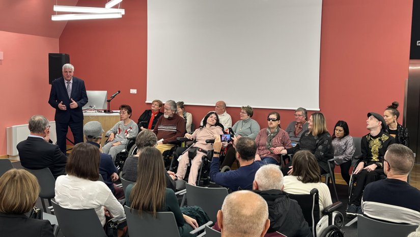 Pjesnička večer povodom Međunarodnog dana osoba s invaliditetom