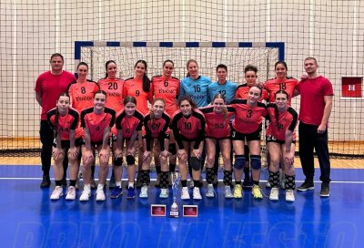 Rukometa&scaron;ice Koke pobjednice 17. Božićno-novogodi&scaron;njeg turnira u Dugom Selu