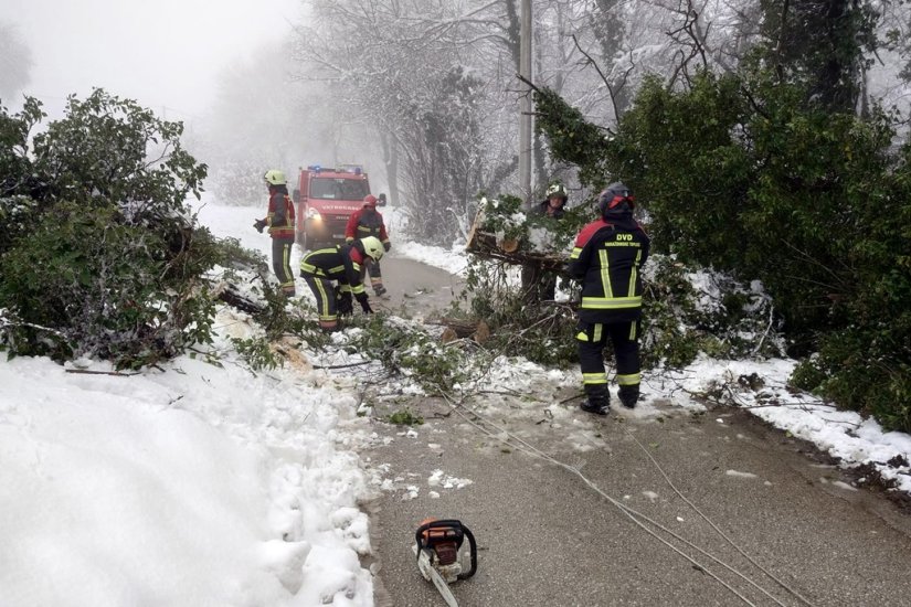 FOTO Zapovjednica DVD-a V. Toplice: Na&scaron;i vatrogasci su nevidljivi anđeli