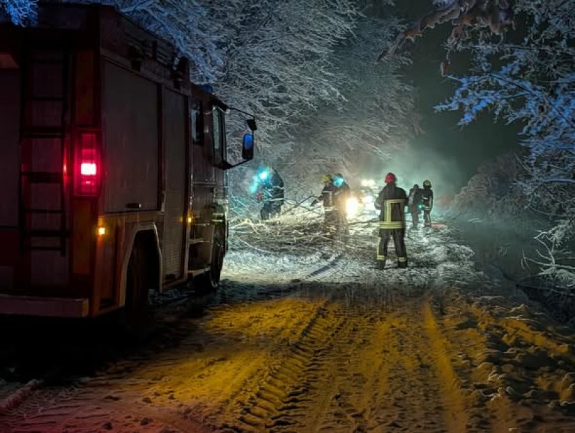 Članovi DVD Margečan ra&scaron;či&scaron;ćavali prometnice za blagdane