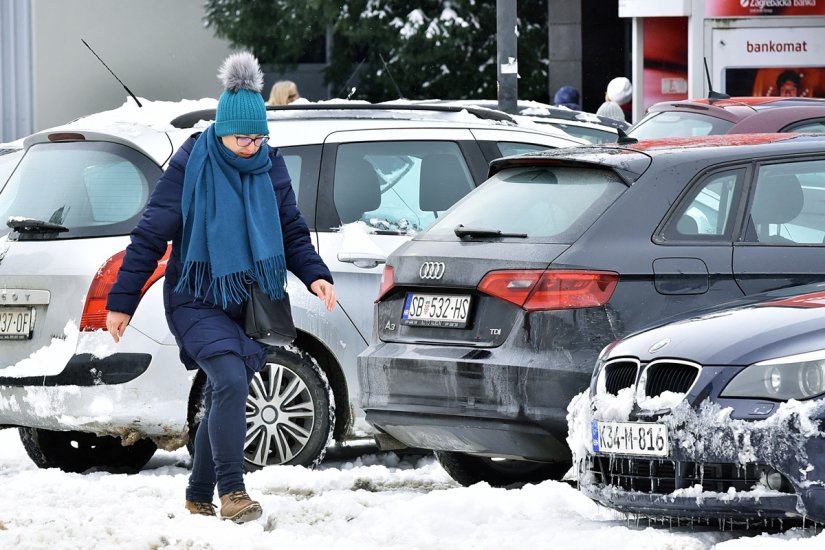 Za&scaron;titite se od hladnoće, osobito oprezne trebaju biti osobe s bolestima srca i di&scaron;nih puteva