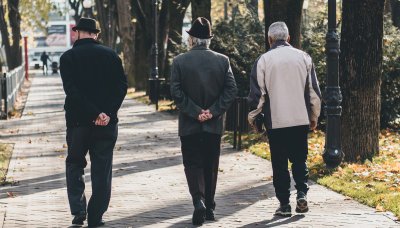 Objavljen datum isplate nacionalne naknade za starije osobe za prosinac