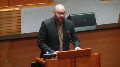 Baksa o socijalnim naknadama: "Opet 10 eura, opet zajamčena bijeda"
