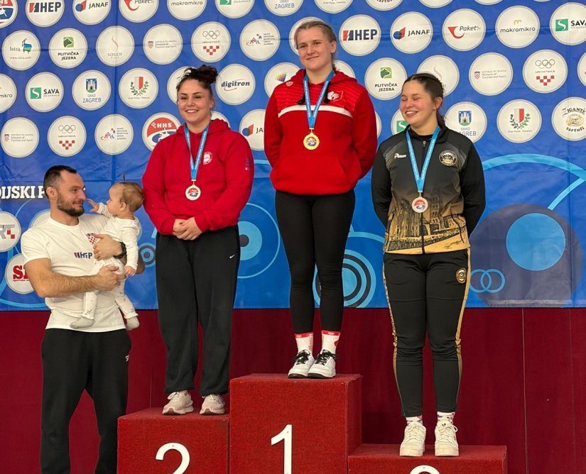 Iva Gerić nastupila na Prvenstvu Hrvatske, kao članica HK Vindija, i osvojila medalju