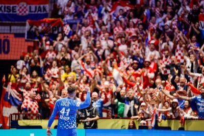 U divovskoj borbi pala je Mađarska, Hrvatska je u polufinalu