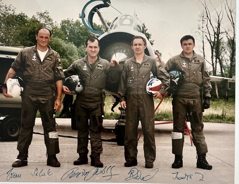 &bdquo;Hrvatsko ratno zrakoplovstvo - da se ne zaboravi&ldquo; - govore D. Borović, I. Ivandić, I. Selak, M. Crnički, A. Somborac, S. Hrženjak...