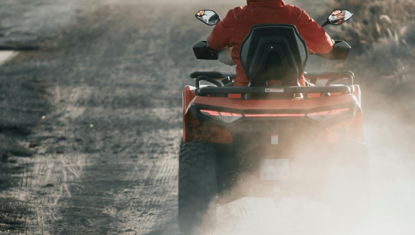 Quadom jurio kod Varaždinskih Toplica, sletio s ceste u ogradu