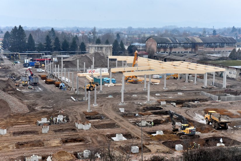 Niče S park na biv&scaron;em prostoru Varteksa, čije se preostale nekretnine prodaju, a biv&scaron;i suvlasnici spore