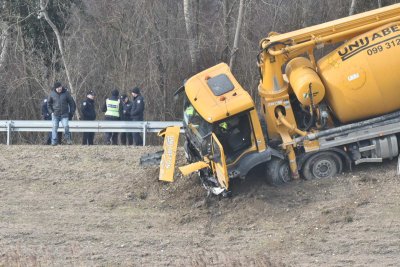 Policija objavila očevid s mjesta jučera&scaron;nje prometne nesreće u kojoj je smrtno stradao 28-godi&scaron;nji mu&scaron;karac