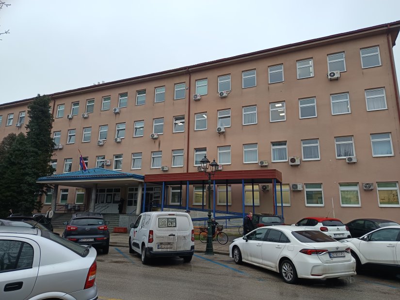 Oglasili se iz Doma zdravlja: "Provodi se policijski izvid koji nije u vezi s redovitim radom Doma zdravlja"