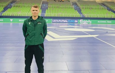 Nikola Jelić sudi polufinale između Francuske i Portugala