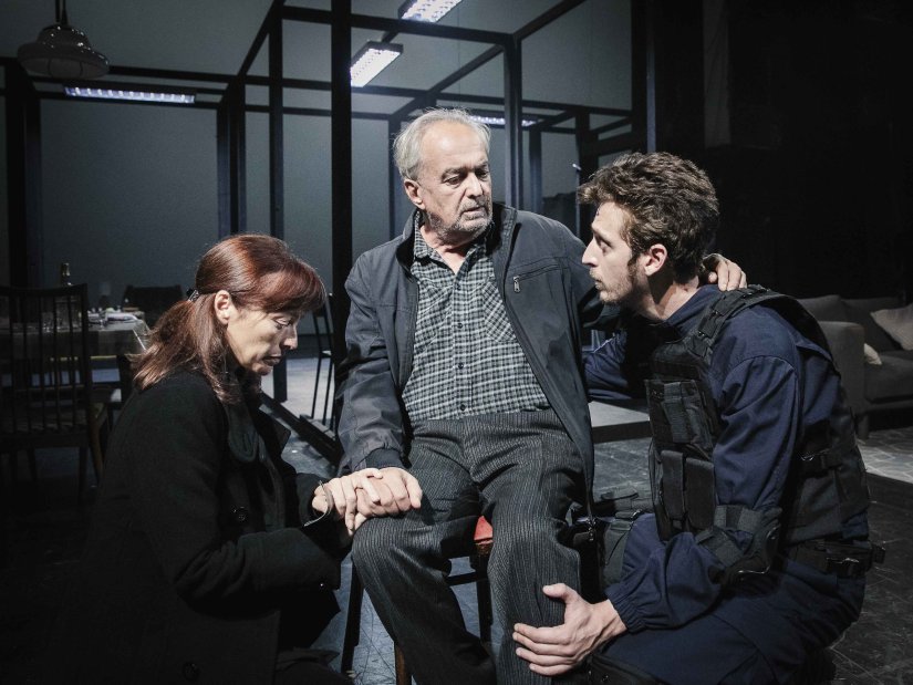 SLUČAJ VLASTITE POGIBELJI Kristiana Novaka na Velikoj sceni HNK Varaždin